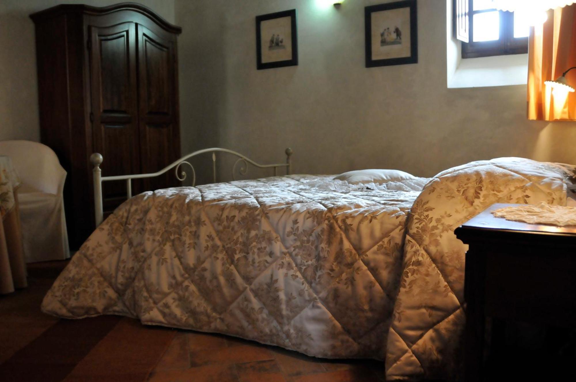 פיינצה Agriturismo Il Macchione מראה חיצוני תמונה