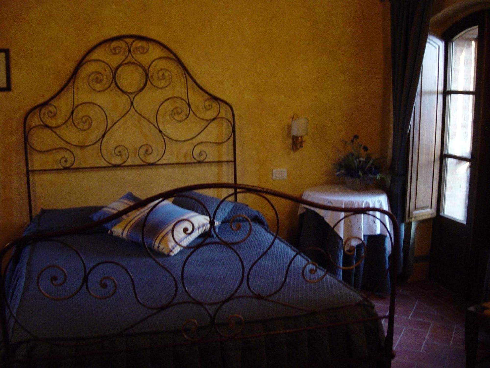 פיינצה Agriturismo Il Macchione מראה חיצוני תמונה