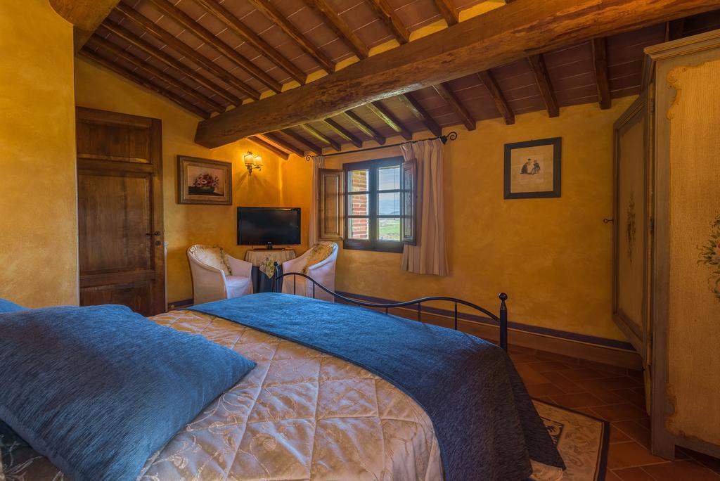 פיינצה Agriturismo Il Macchione מראה חיצוני תמונה